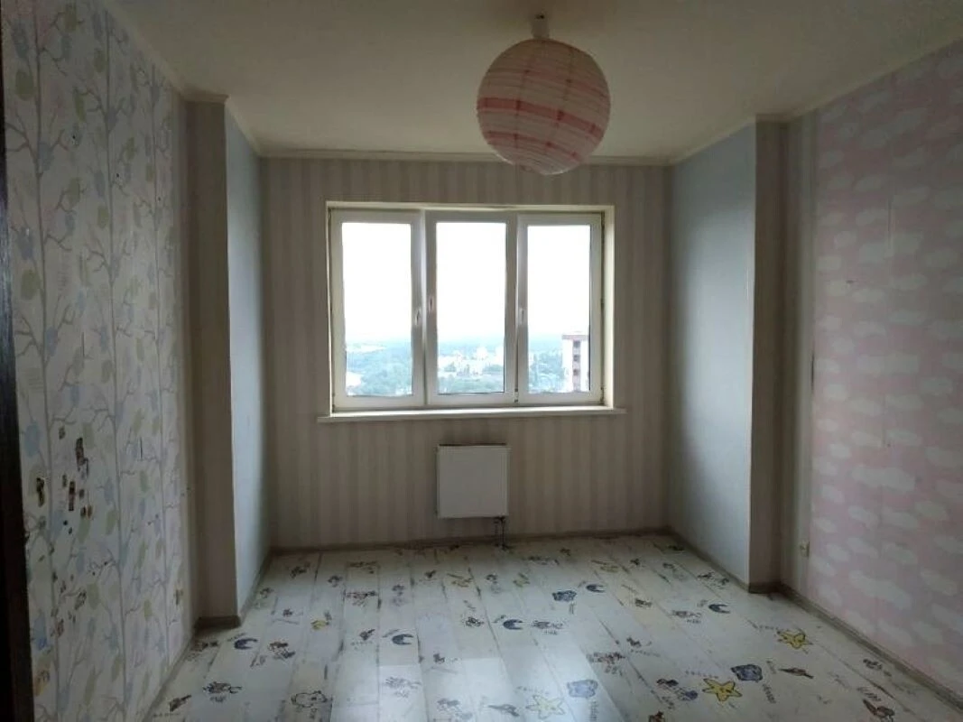 Продається трикімнатна квартира (92 м²) у Києві, Голосіївський район