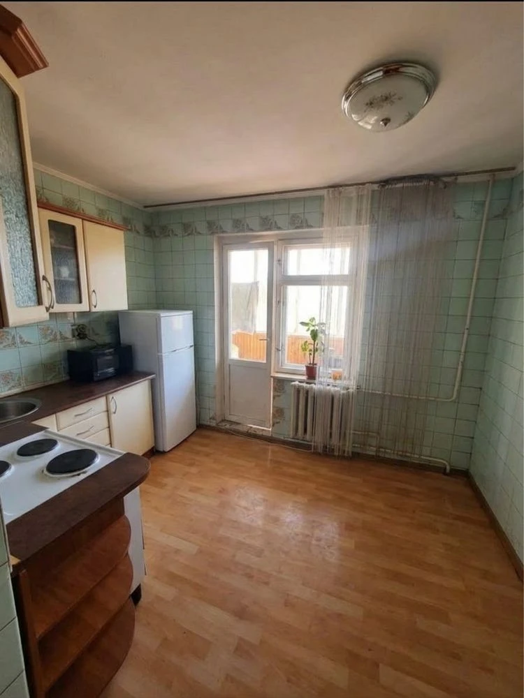 Sale of a 2-room apartment on Rayduzhna Street, Dniprovsky district