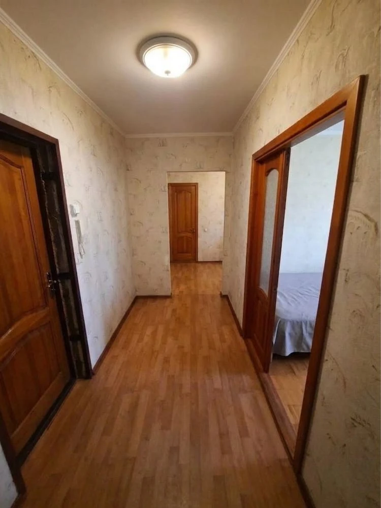 Sale of a 2-room apartment on Rayduzhna Street, Dniprovsky district
