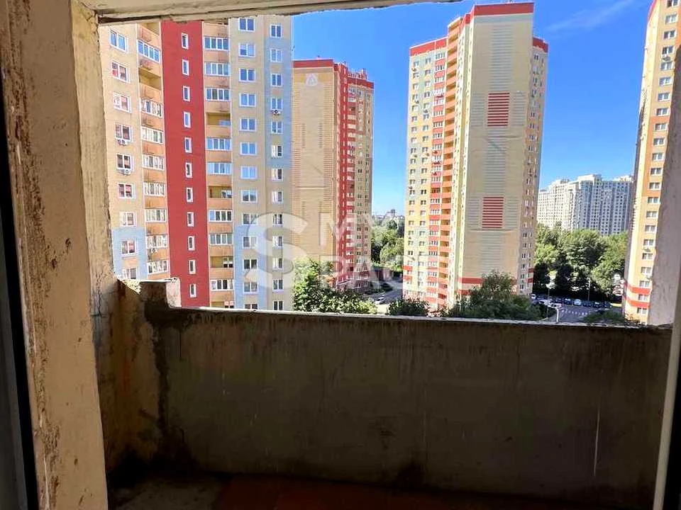 Квартира. Київ, Євгена Коновальця вул.