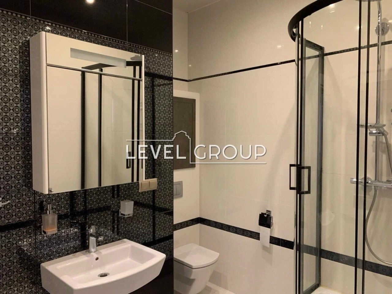 Sale of a 3-room apartment in the "Parus" residential complex, at Illenka Yuri street.