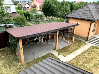 Будинок. Київ, пер. 10-й Північно-Озерний