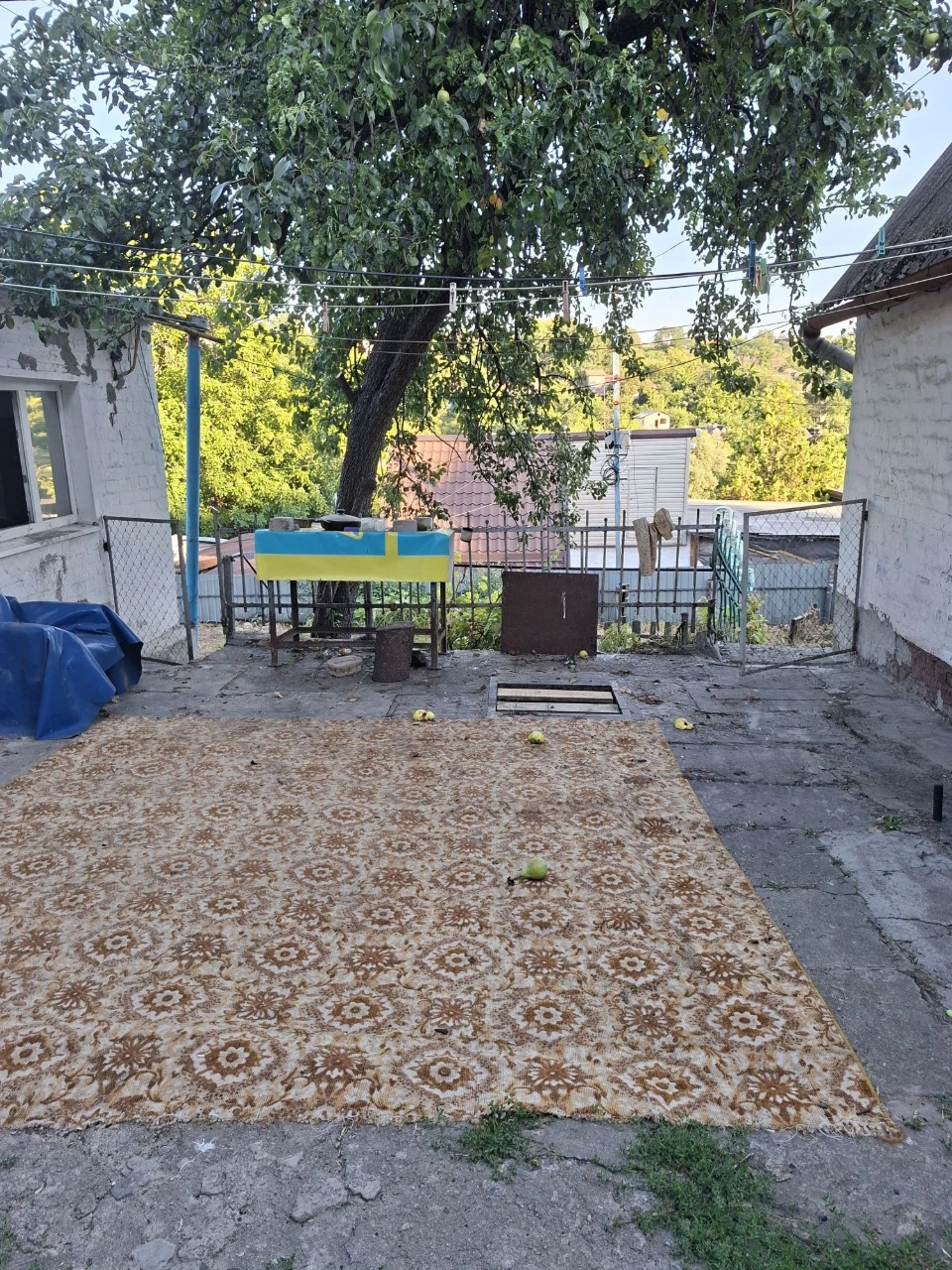 Продам будинок під ремонт