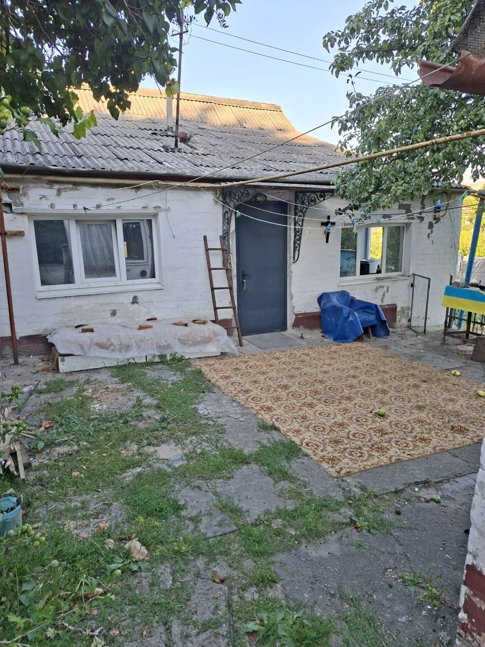 Продам будинок під ремонт