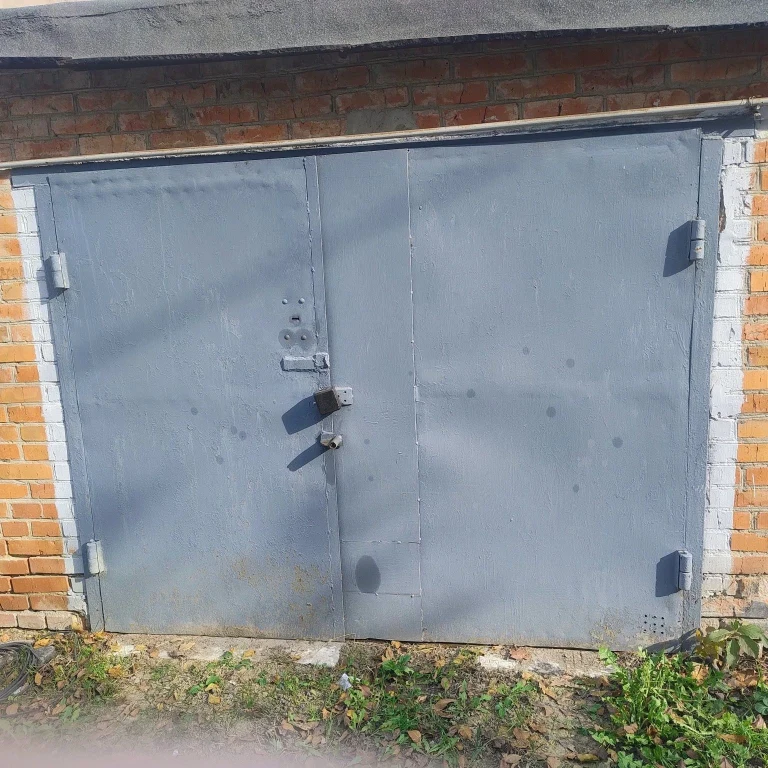 For Sale: Solid Garage near Metro Kyivska
