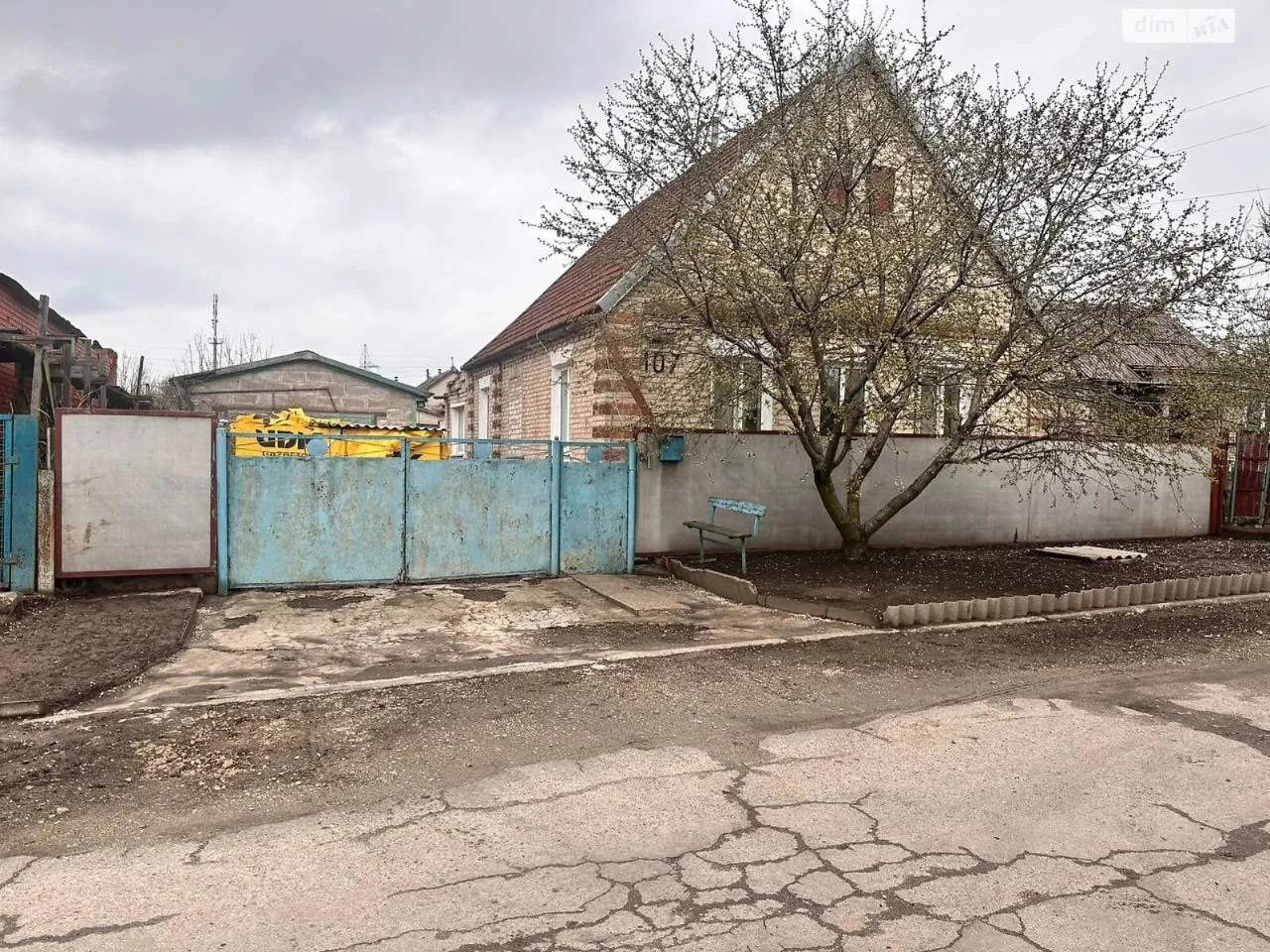 Продаж Дім
