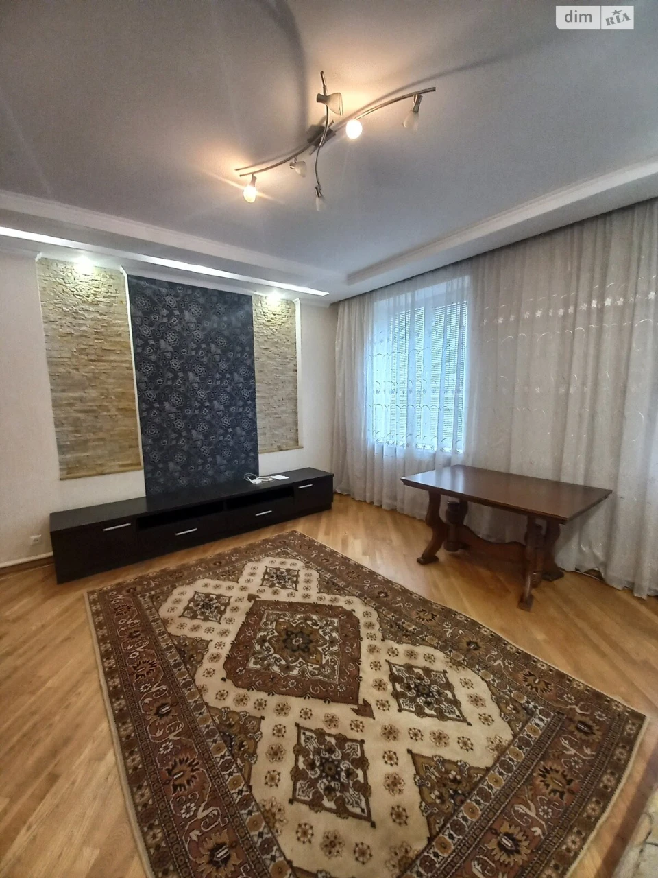 Довгострокова Оренда Квартиры в Подольье