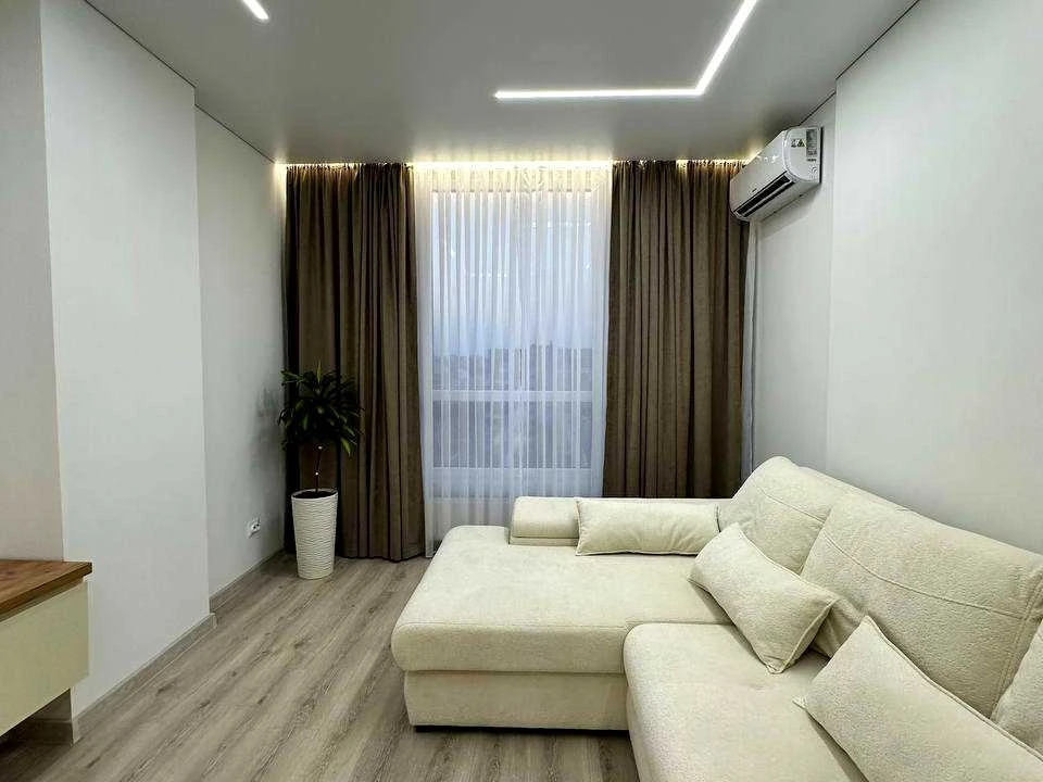 Apartment. Eugene Konovalets Street, Ivano-Frankivsk