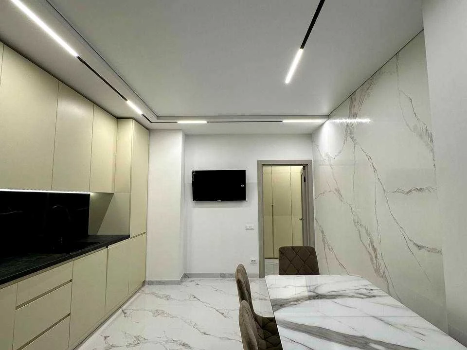 Apartment. Eugene Konovalets Street, Ivano-Frankivsk