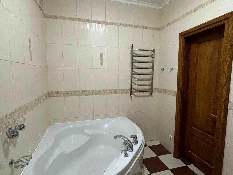 Квартира. Львів, вул. Стриєва