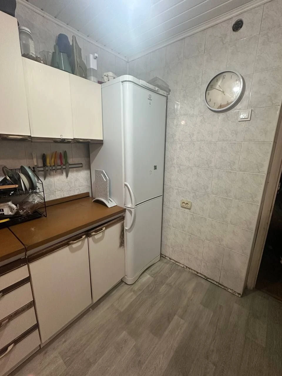 Продаж 3-кімнатній квартири, вулиця Симиренка