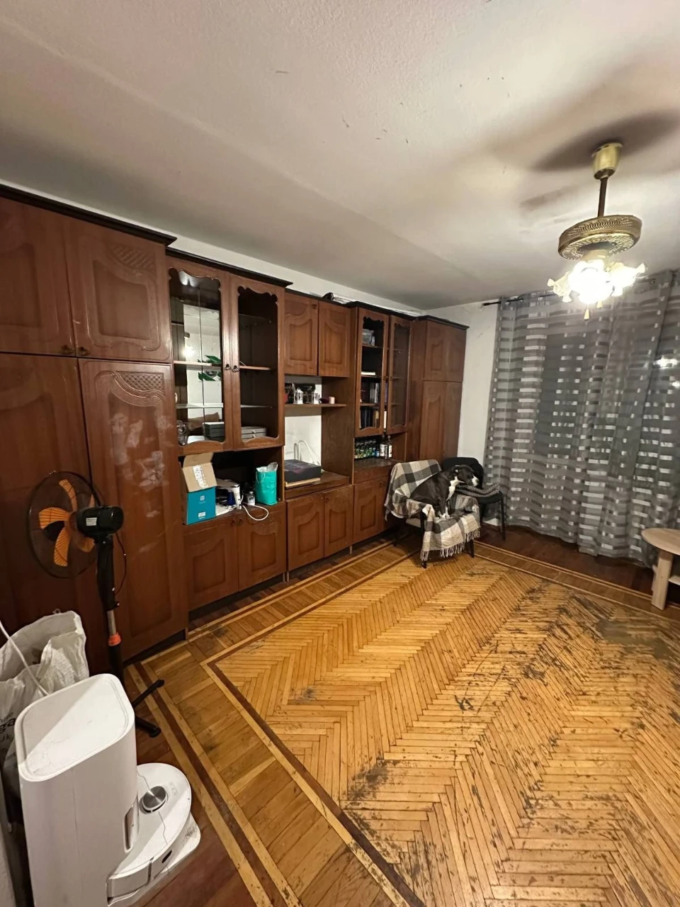 Продаж 3-кімнатній квартири, вулиця Симиренка