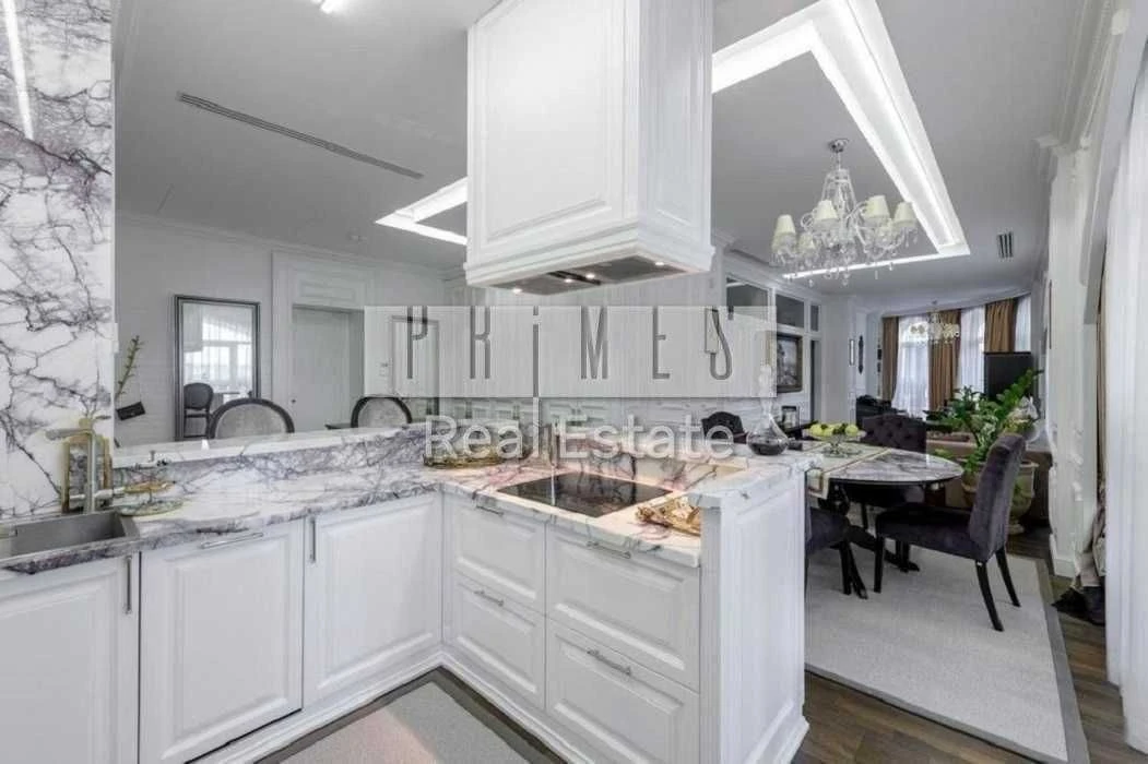 Sale of 3-room apartment in Renaissance Residence, 105 sq m, Renovated