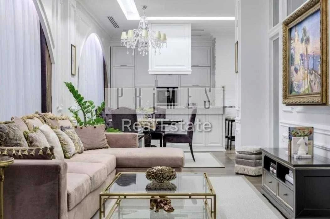 Sale of 3-room apartment in Renaissance Residence, 105 sq m, Renovated