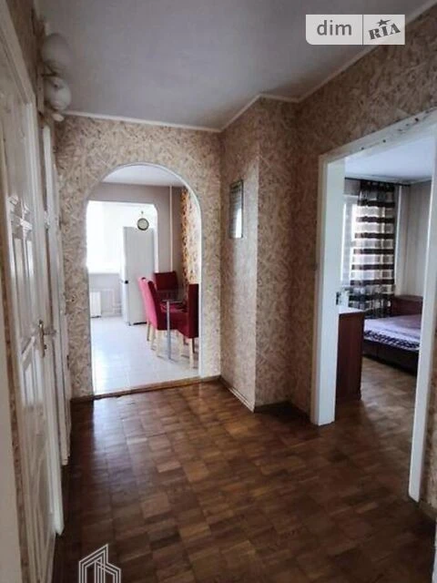 Sale of 3-room apartment 80 sq. m. on Mykoly Zakrevskoho str. 17 •