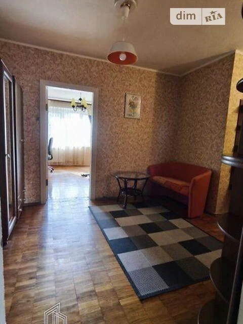 Sale of 3-room apartment 80 sq. m. on Mykoly Zakrevskoho str. 17 •
