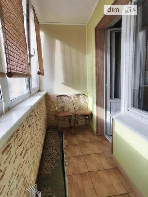 Sale of 3-room apartment 80 sq. m. on Mykoly Zakrevskoho str. 17 •