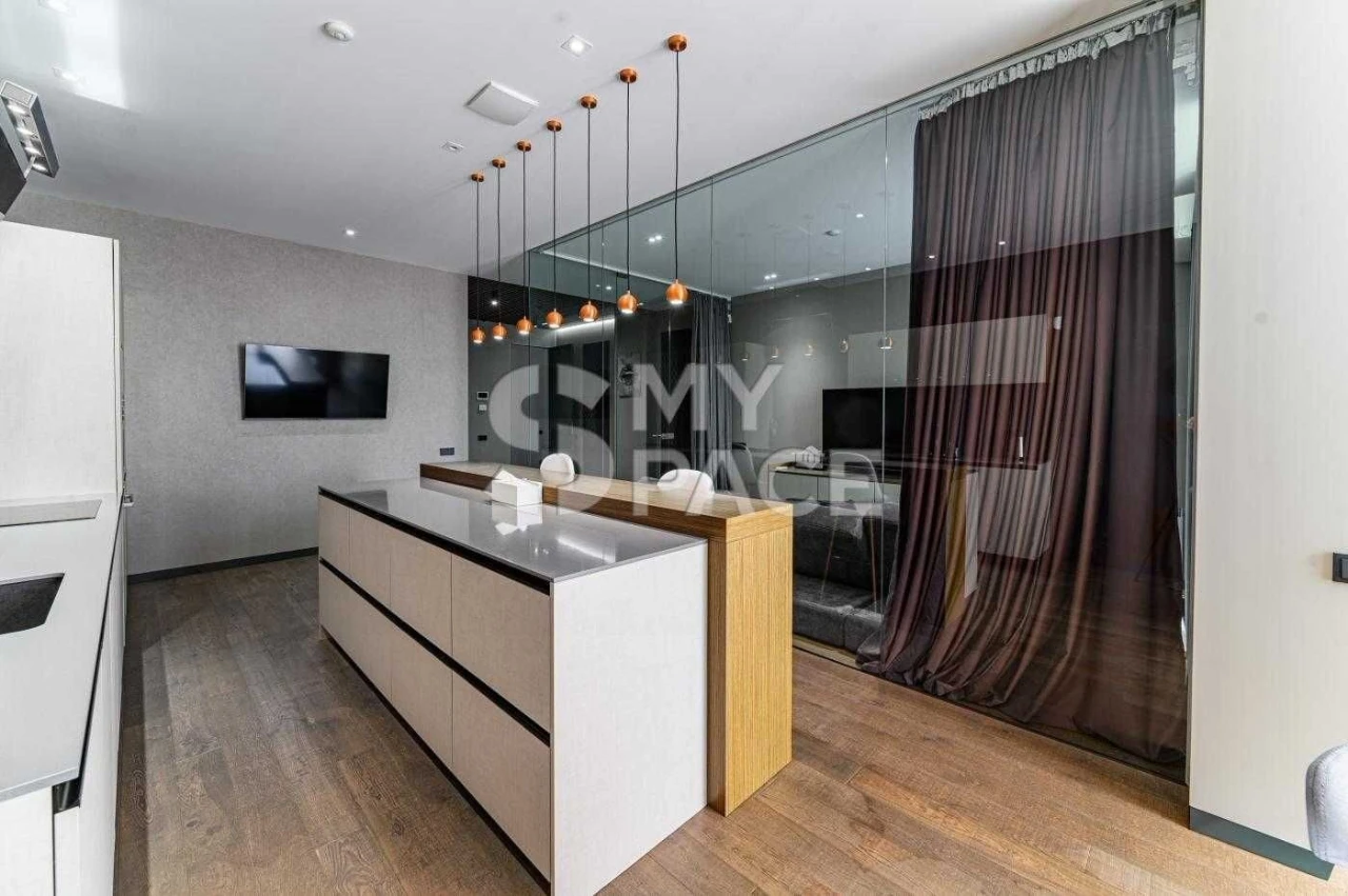 Spacious 3BR 140m² Konovalec 32 | Pecersk | Lesya Ukrainky |