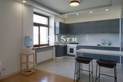 3-bedroom apartment for sale in Kyiv, Шевченковский district, Volodymyr Street, 19