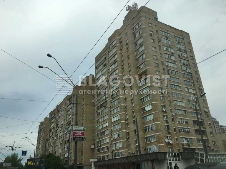 Sale of a 2-bedroom apartment at Dovzhenko 14/1, Club Building
