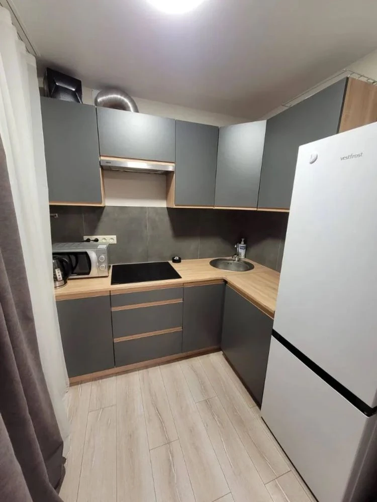Продам 3-к квартиру Нагорка