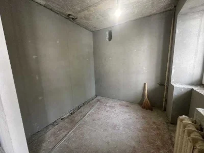 For Sale: 1-bedroom apartment on Odesskaya, Zernova Street, Brick