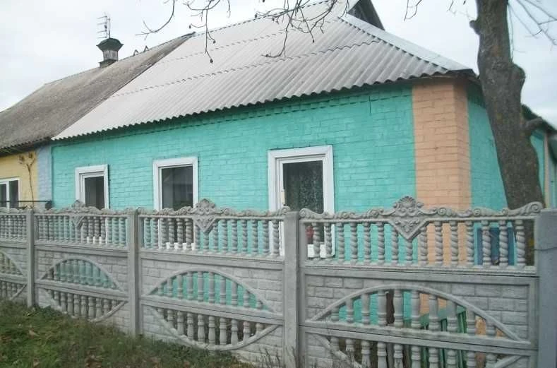 Продається частину будинку в Яківцях