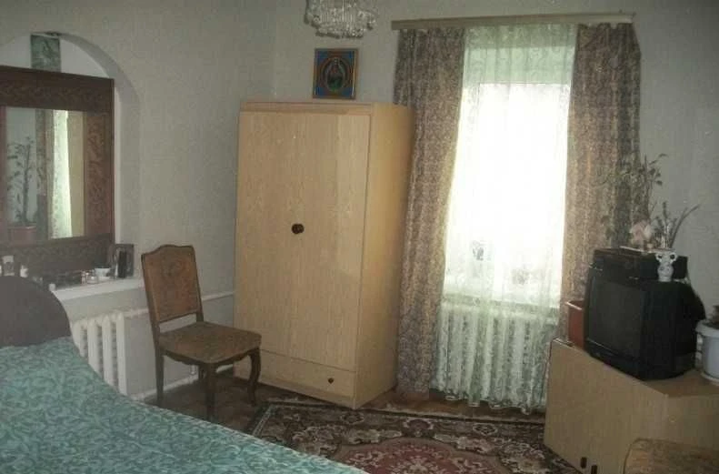 Продається частину будинку в Яківцях