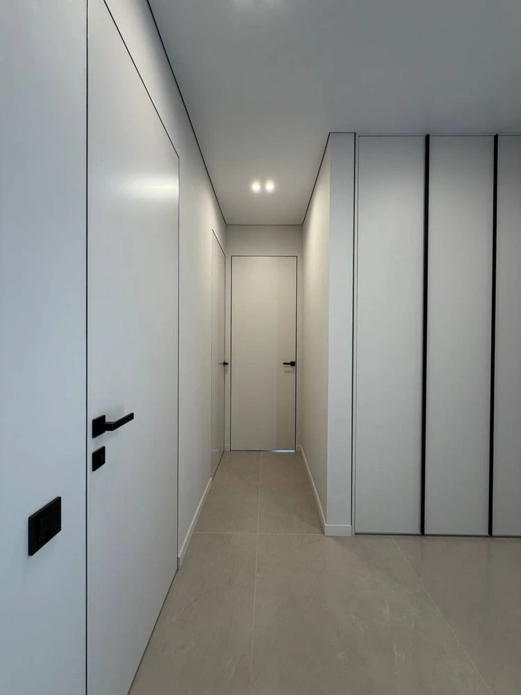 Spacious two-bedroom apartment in a family-class business district Par