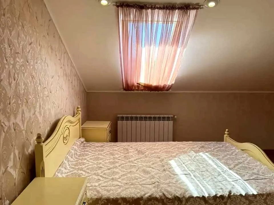 Квартира. Ужгород, Вишнева вулиця
