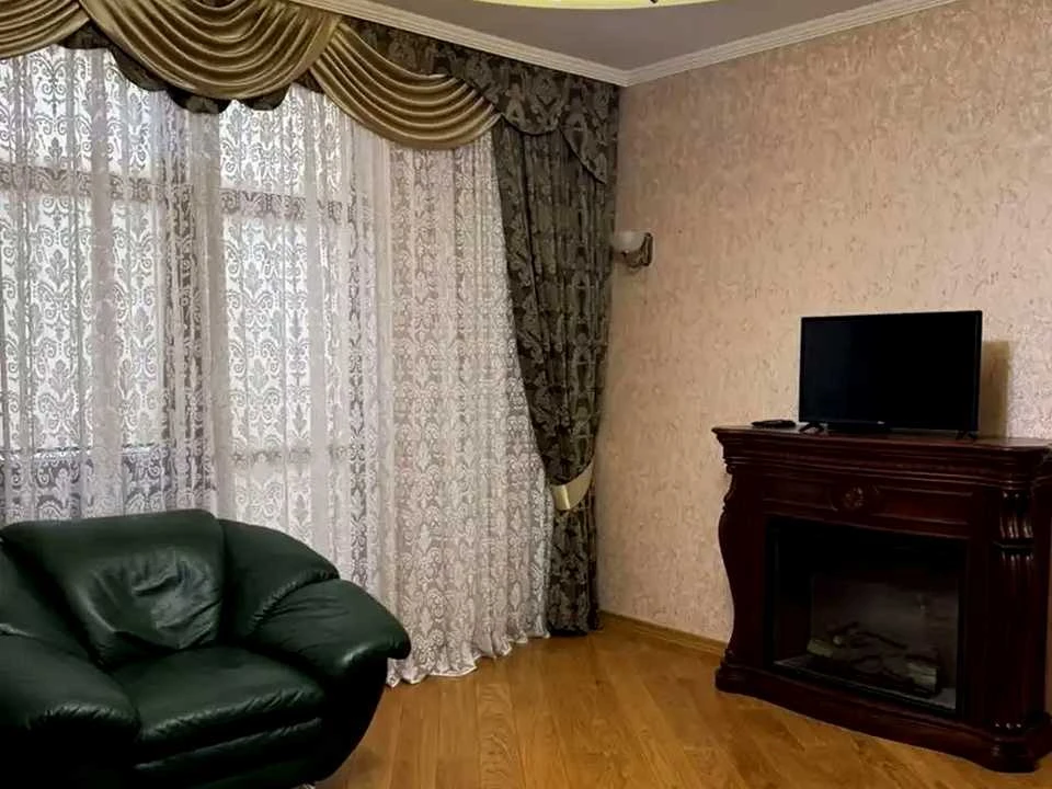 Квартира. Ужгород, Вишнева вулиця