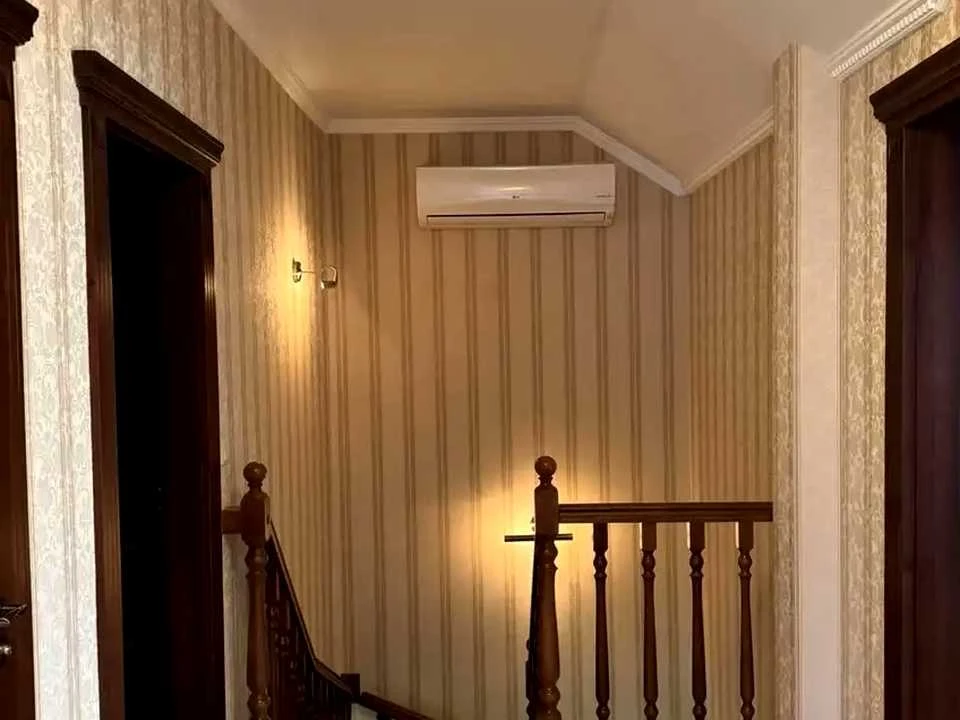 Квартира. Ужгород, Вишнева вулиця