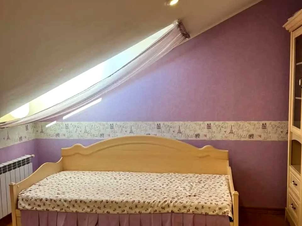 Квартира. Ужгород, Вишнева вулиця