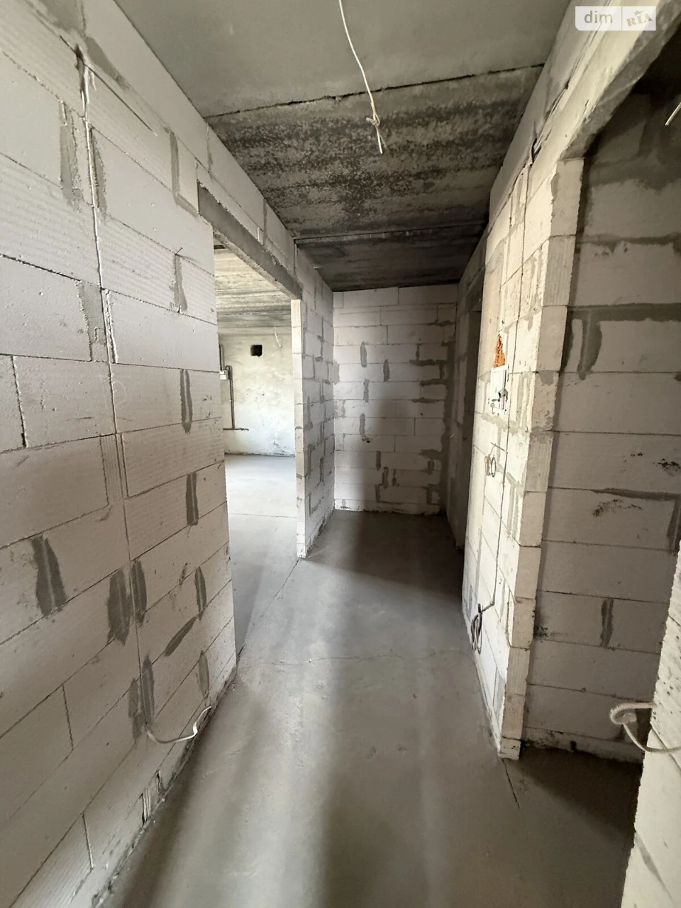 Apartment for Sale, Obolya