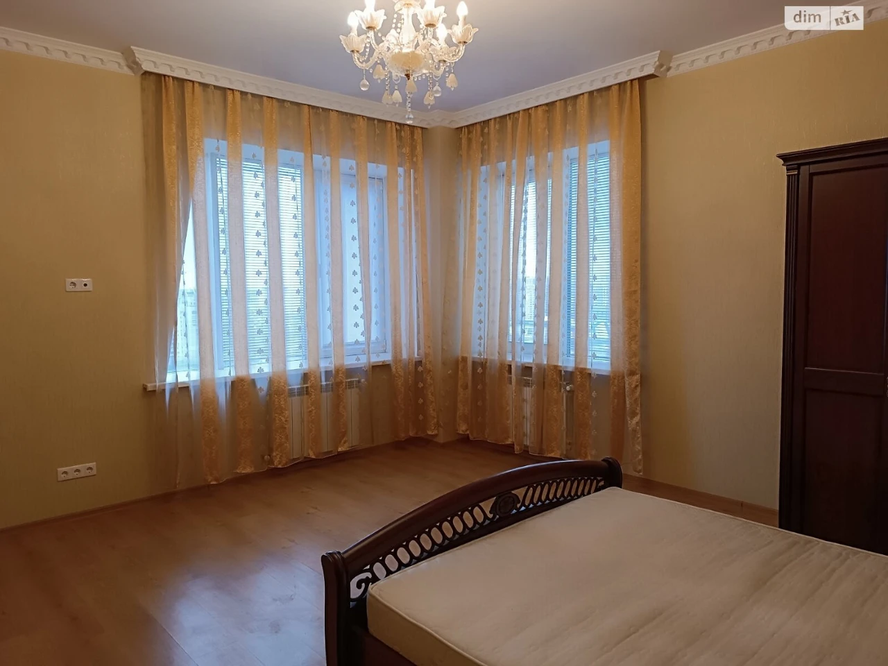 Long-Term Rental Apartment, Pospil