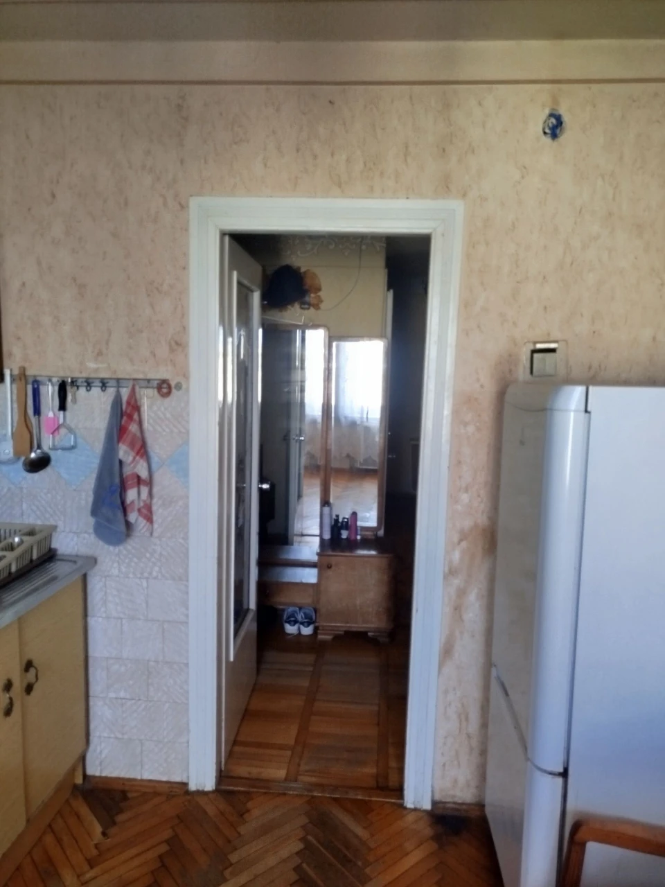 2 Rooms for Sale - Spacious