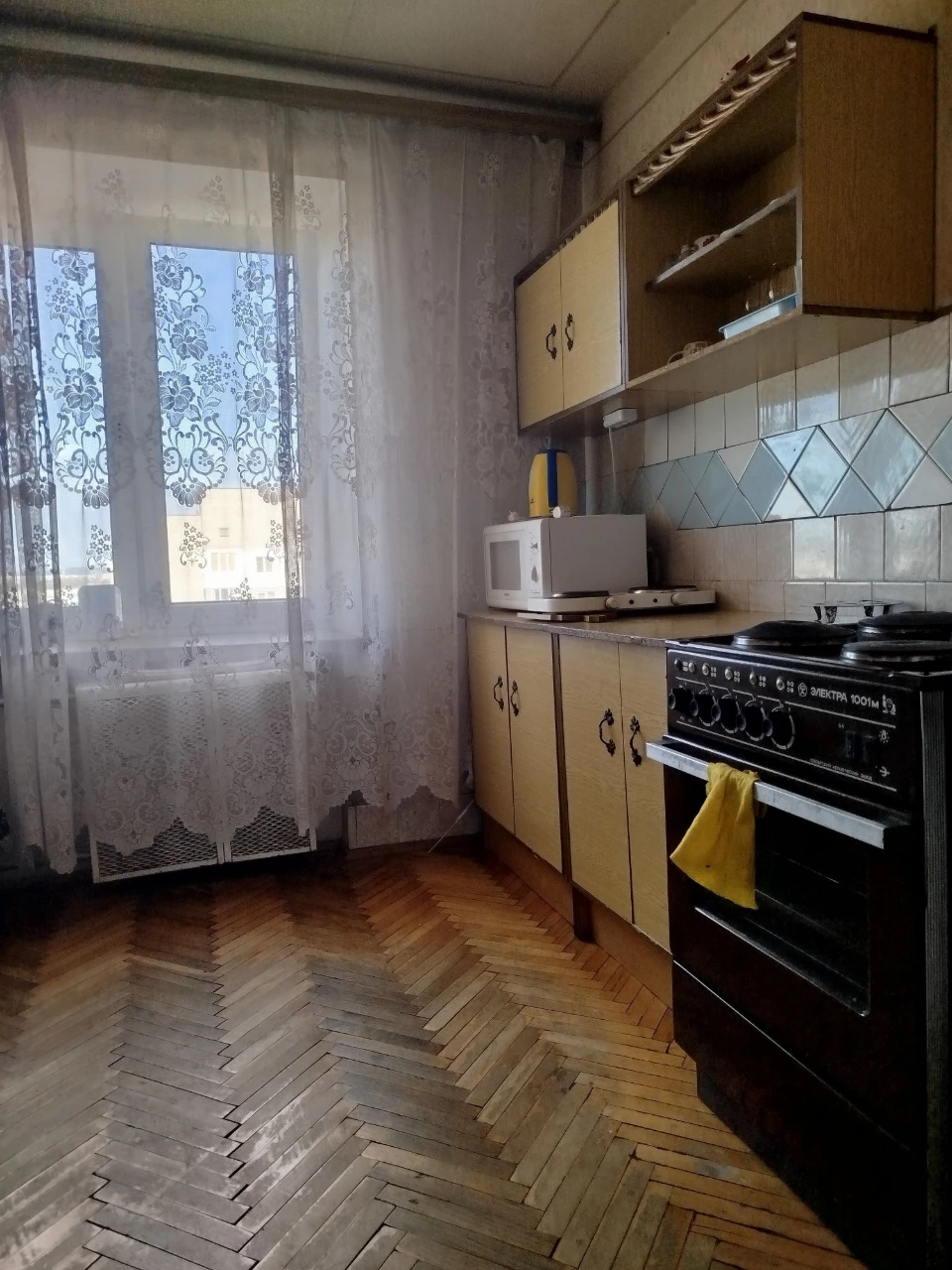 2 Rooms for Sale - Spacious