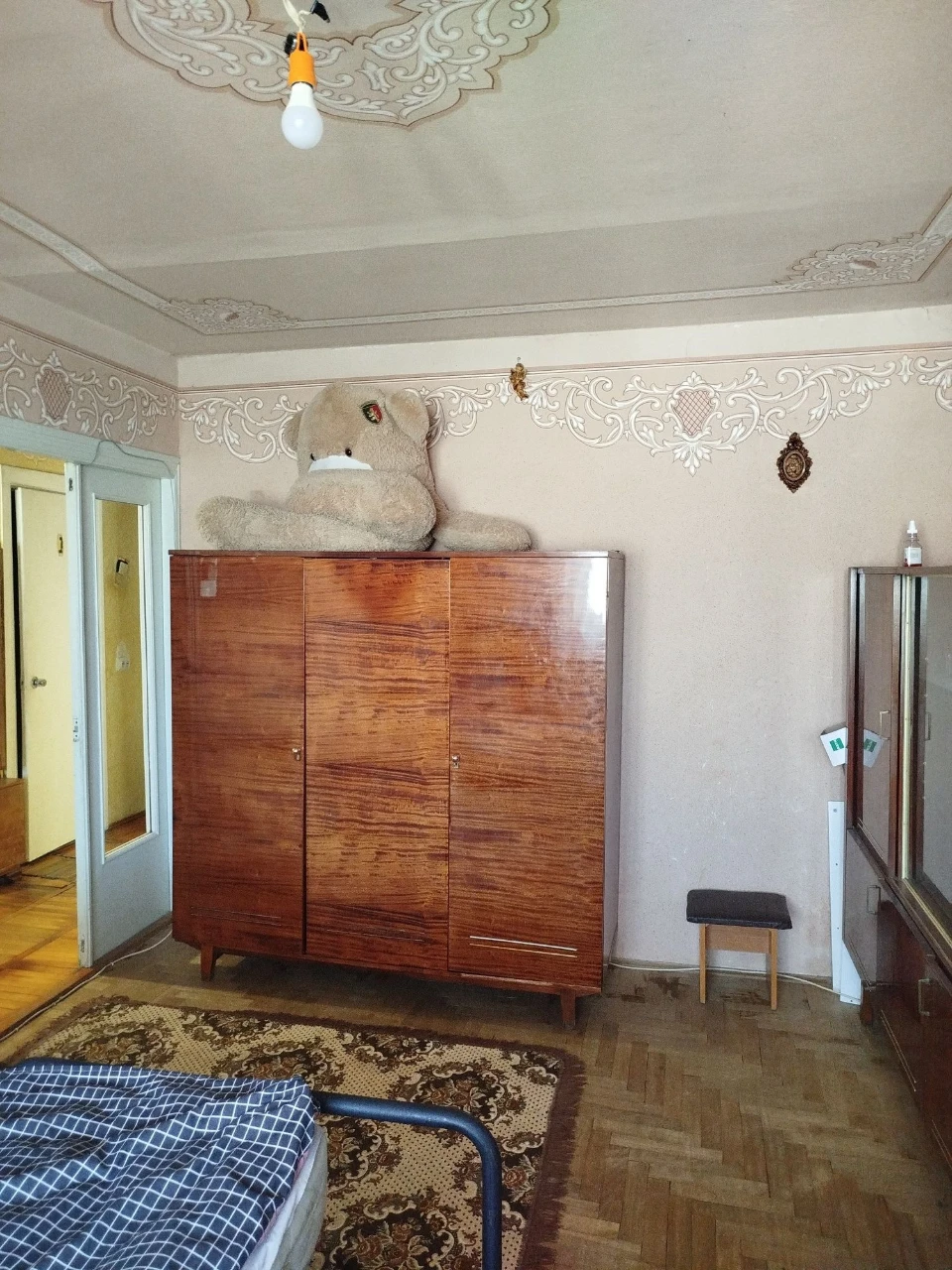 2 Rooms for Sale - Spacious