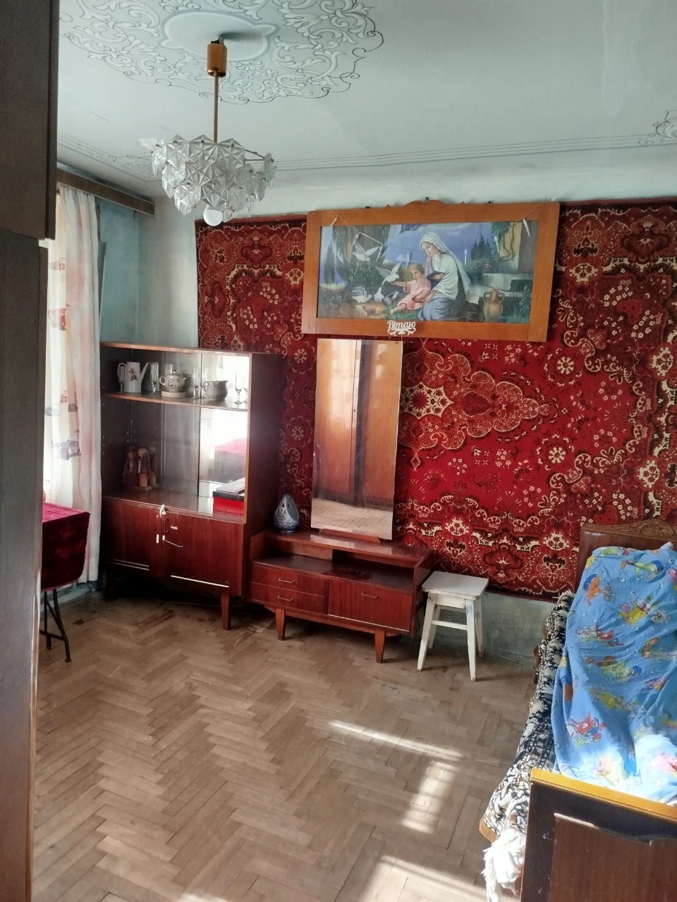 2 Rooms for Sale - Spacious