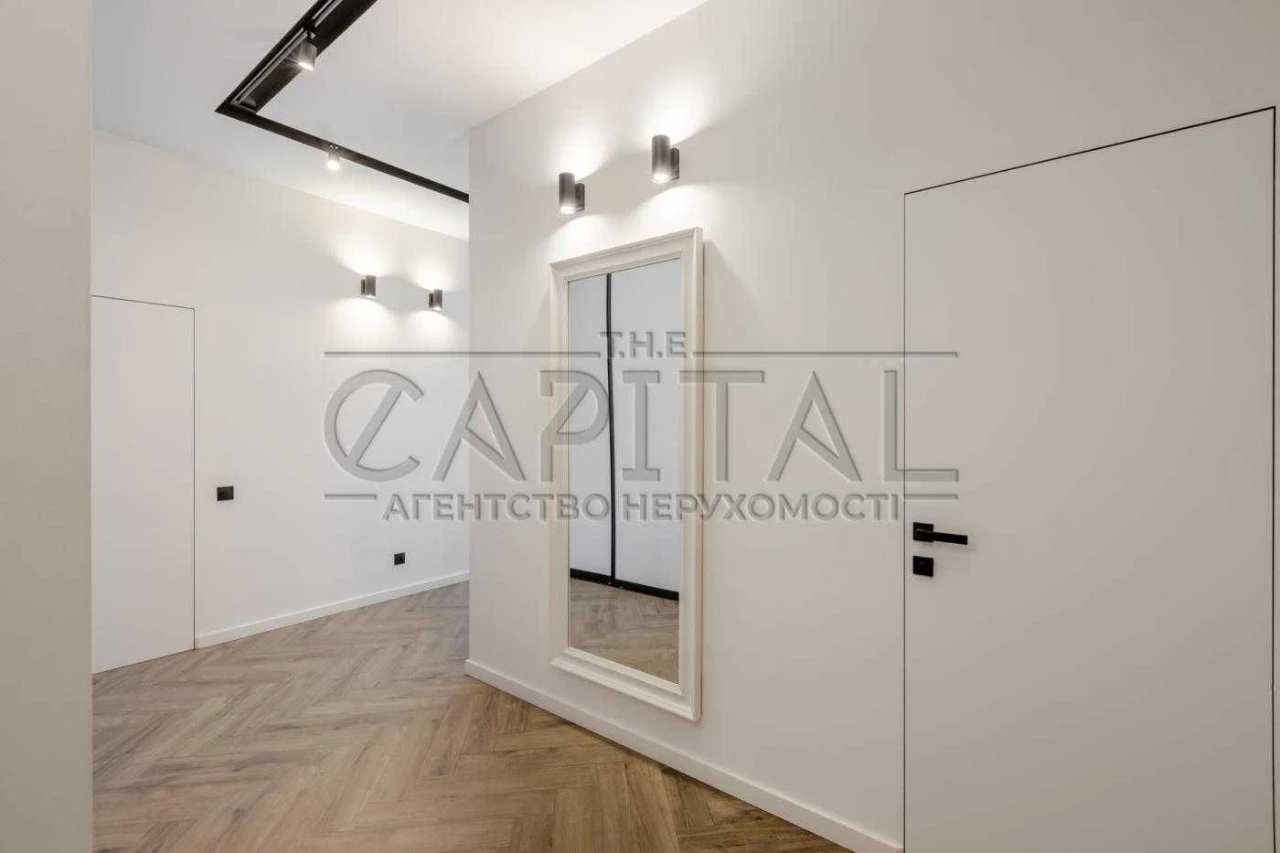 Apartment for Sale, Chicago Central House Residence, Antonovich Street