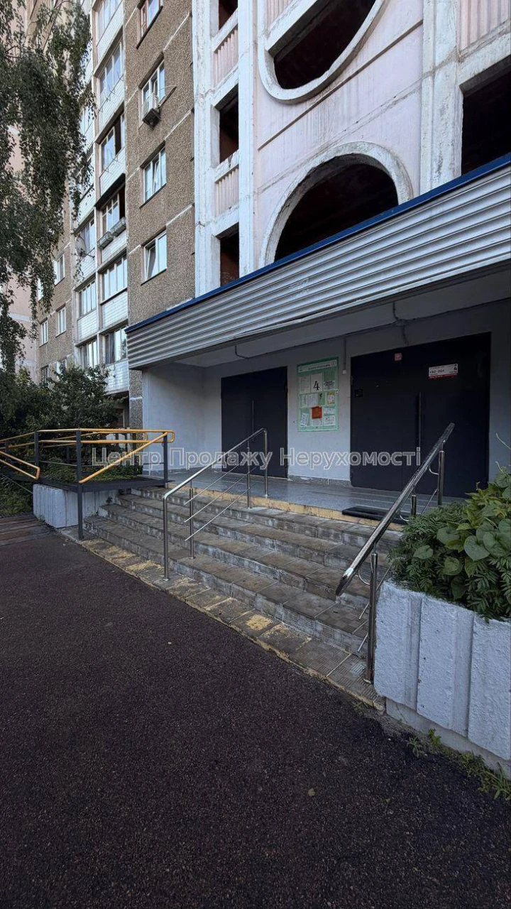 Sale of a 3-room apartment, 4/16 floors, 71 sq.m., Kyiv – excellent living space in
