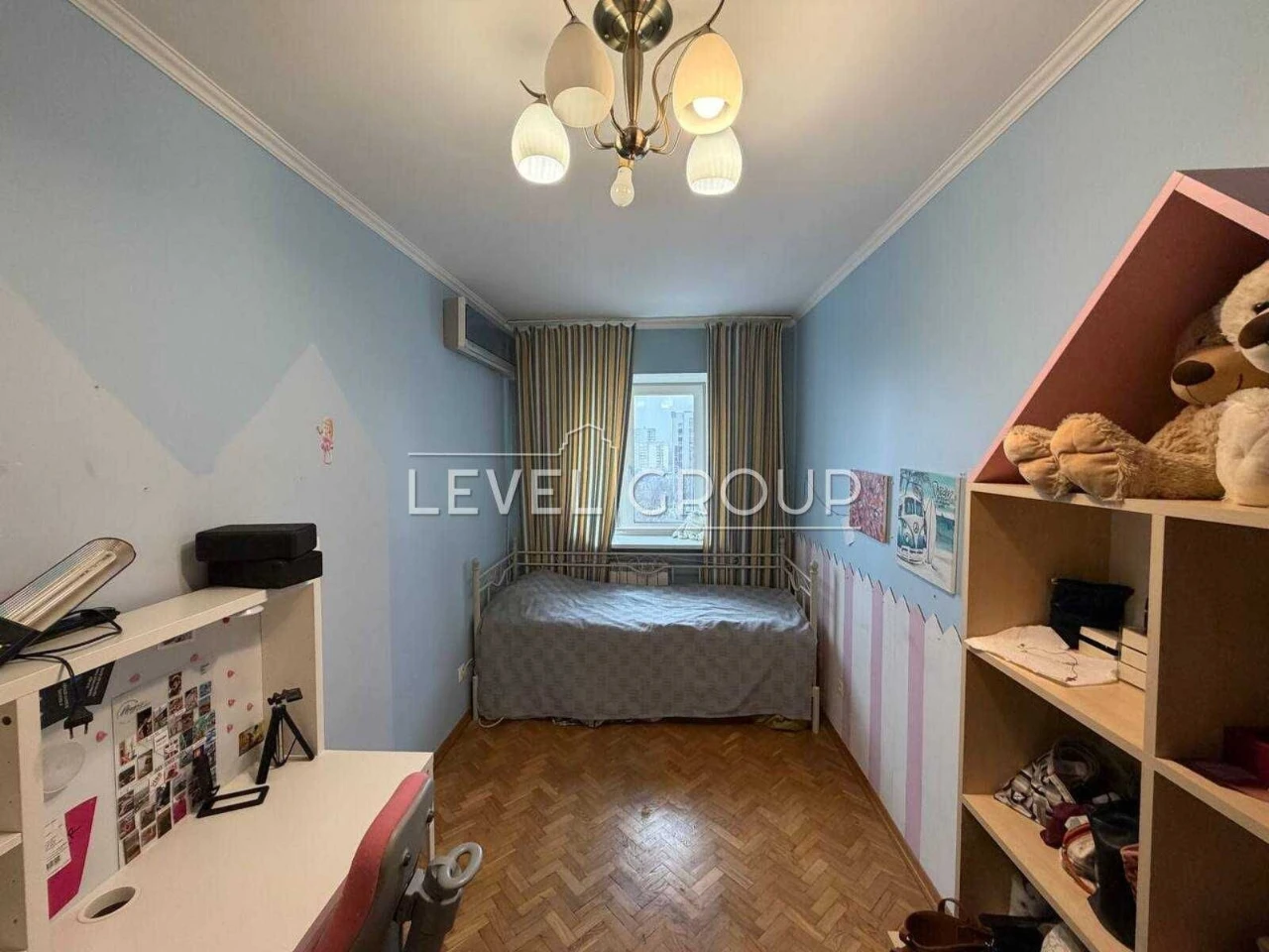 Sale of a cozy 3-bedroom apartment on Valeriy Lobanovsky Street