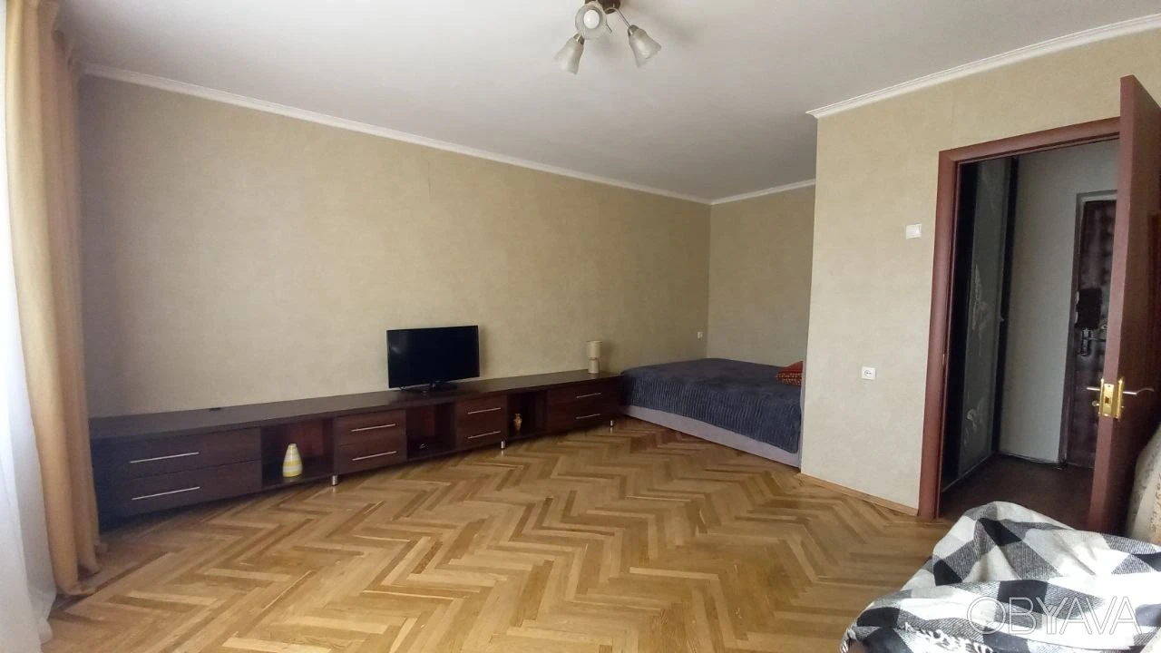метро Дарница-10, улица Малышка 19а, уютная 1-комнатная квартира