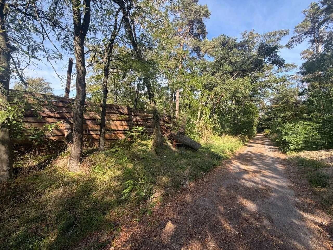 House (Land) FOR SALE WITHOUT COMMISSION