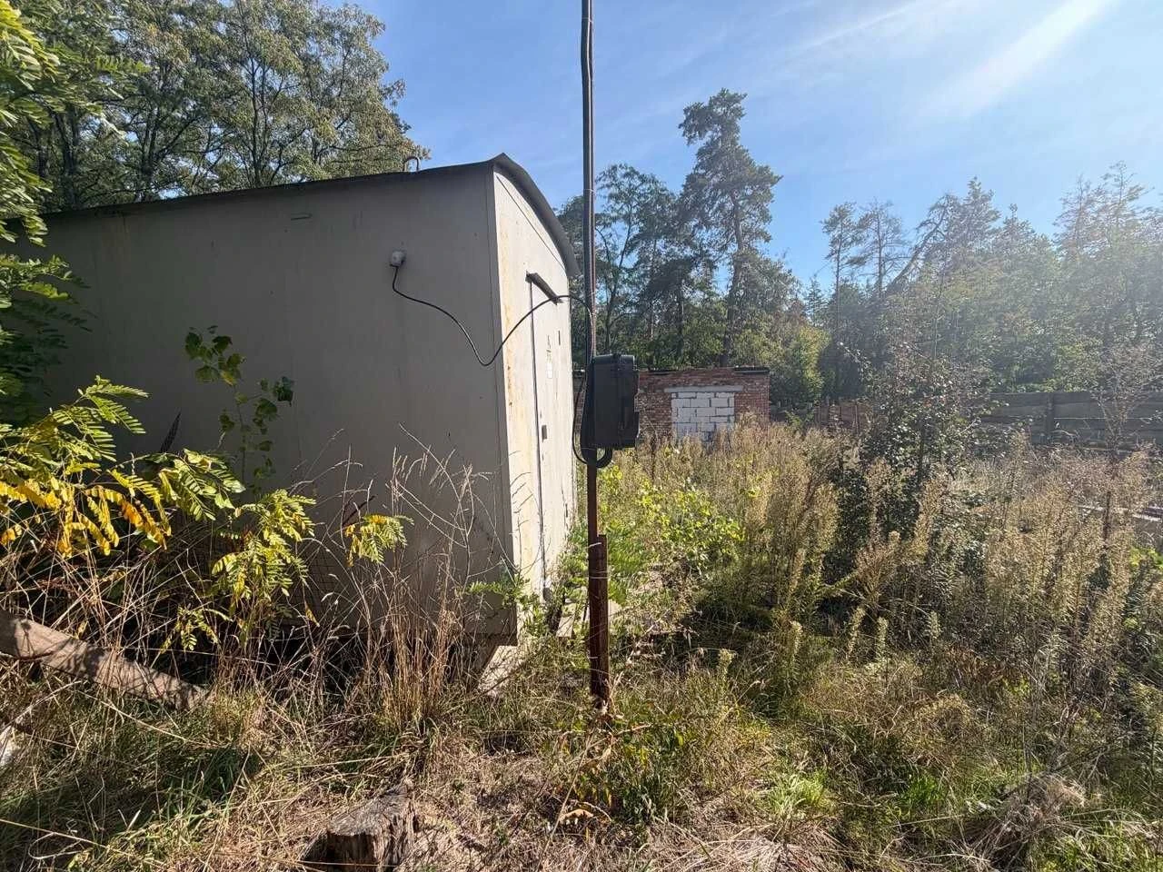 House (Land) FOR SALE WITHOUT COMMISSION