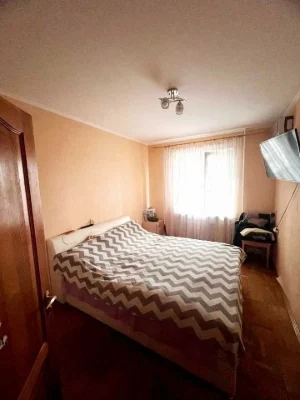 Продаж 2-кімнатна квартира Одеська, Зернова 2/5