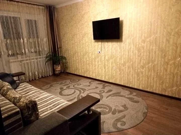 Продаж 2-кімнатна квартира Одеська, Зернова 2/5