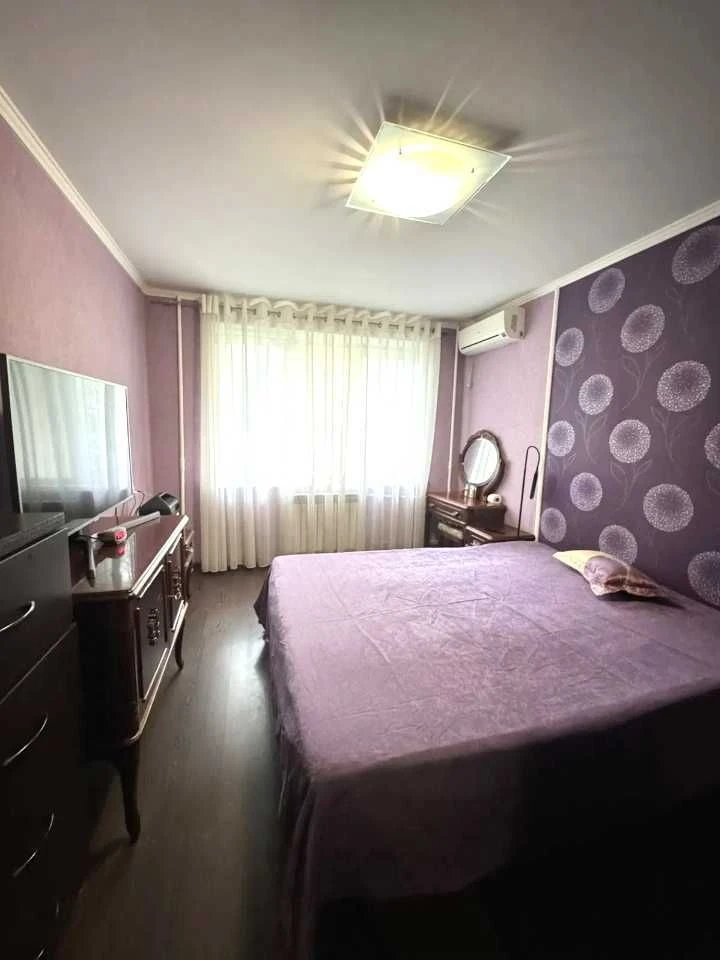 Продається 2-кімнатна квартира, Нові будинки, район м. Дворець Спорта 5/5