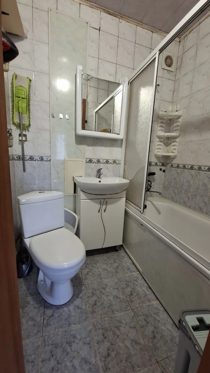 For Sale: 1-room apartment with gas heating