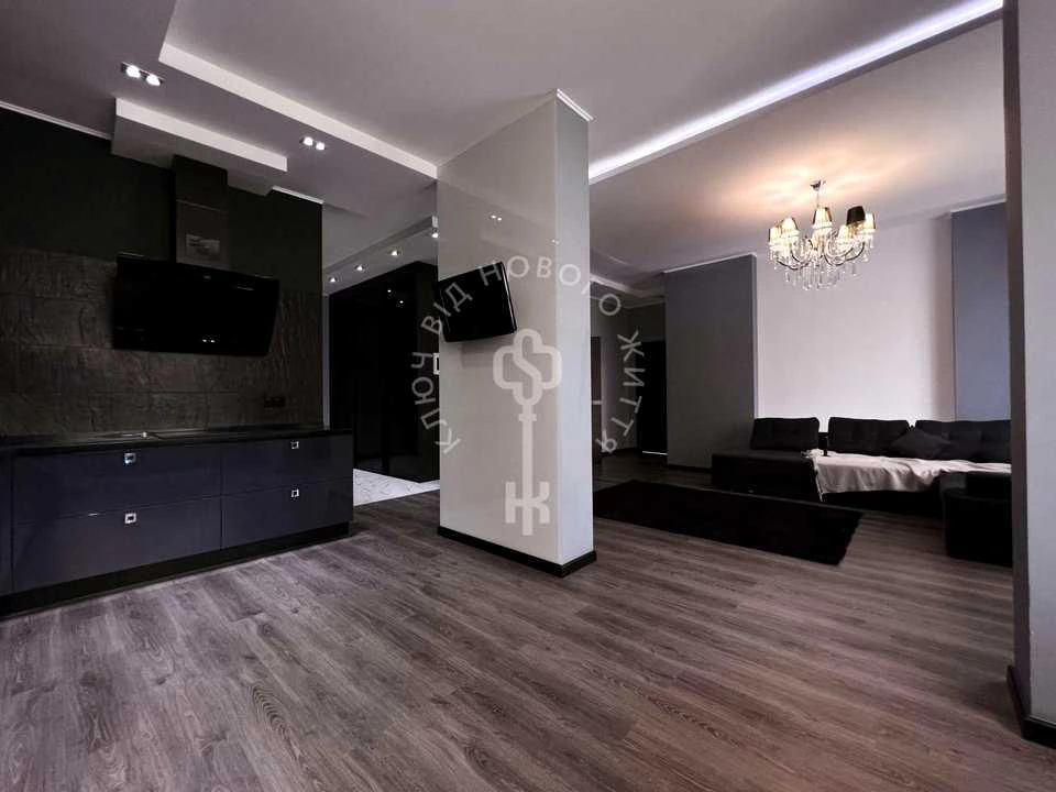 Apartment. Ghnata Hotkevych st, Kyiv